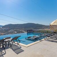 Villa Royal Falcon — 14