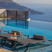 Villa Royal Falcon — 33