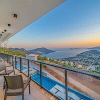 Villa Grey Falcon — 36