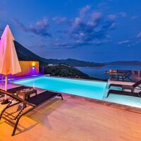 Villa Simurg — 14