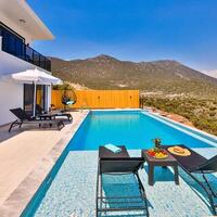 Villa Simurg — 16