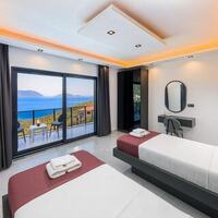 Villa Simurg — 66