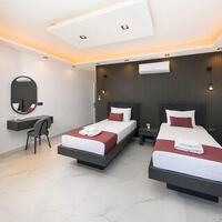 Villa Simurg — 67