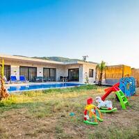 Villa Sunflower 3 — 3
