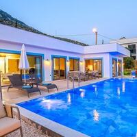 Villa Nevra — 7