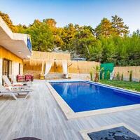 Villa Sunflower — 9