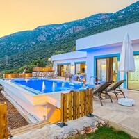 Villa Nevra — 10
