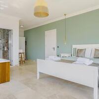 Villa Nevra — 62