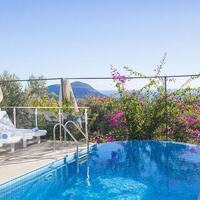 Villa Manolya — 2