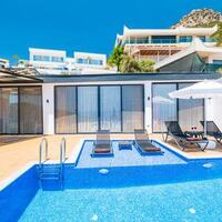 Villa Meri — 4