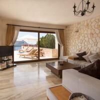 Villa Sarafin — 11