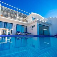 Villa Glorya — 5