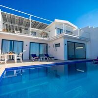 Villa Glorya — 9