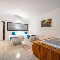 Villa Glorya — 36