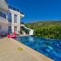 Villa Disney 2 — 2