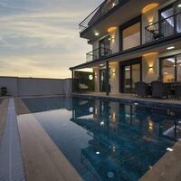 Villa Malibu — 5