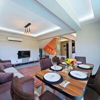 Villa Halis — 12