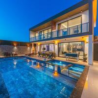 Villa Xanadu — 1