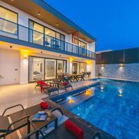 Villa Xanadu — 2