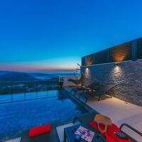 Villa Xanadu — 5