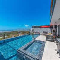 Villa Xanadu — 18