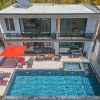 Villa Xanadu — 28