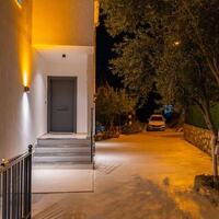Villa Xanadu — 83