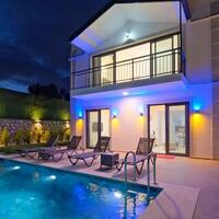 Villa Montana Kirme Duo — 2