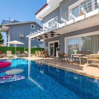 Villa Cappucino — 1
