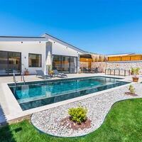 Villa Apollon — 12