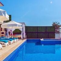 Villa Almira — 14