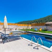 Villa Apollon — 16