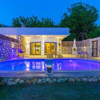 Villa Yek — 3