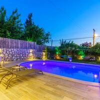 Villa Yek — 6