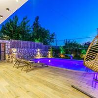 Villa Yek — 9