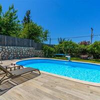 Villa Yek — 19