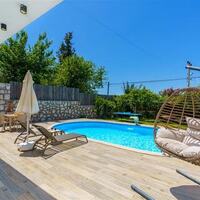 Villa Yek — 21