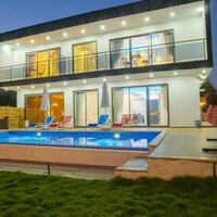 Villa Palas — 10