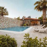 Villa Devina — 1