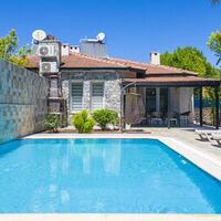Villa Devina — 2