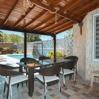Villa Devina — 10