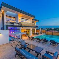 Villa Sea Pro — 1