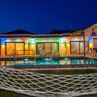 Villa Piker House — 12