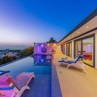 Villa Elsara — 4