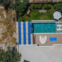 Villa Piker House — 60