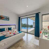 Villa Elsara — 42