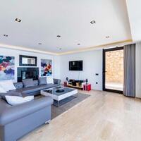 Villa Lumineux — 52