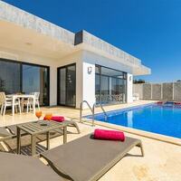 Villa Nur — 62