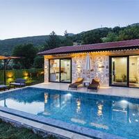 Villa Menesa — 8