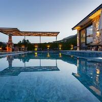 Villa Menesa — 17